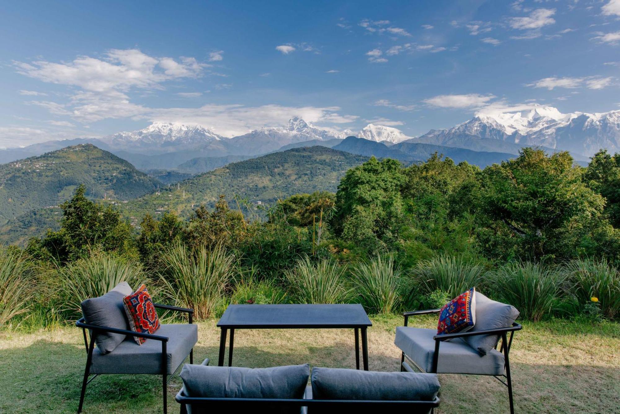 Tiger Mountain Pokhara Lodge Bagian luar foto
